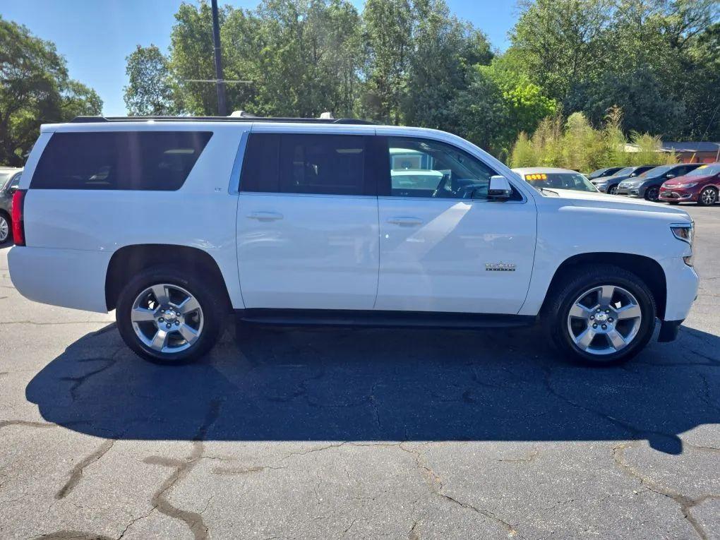 Chevrolet Suburban 4WD 4dr LT 2020