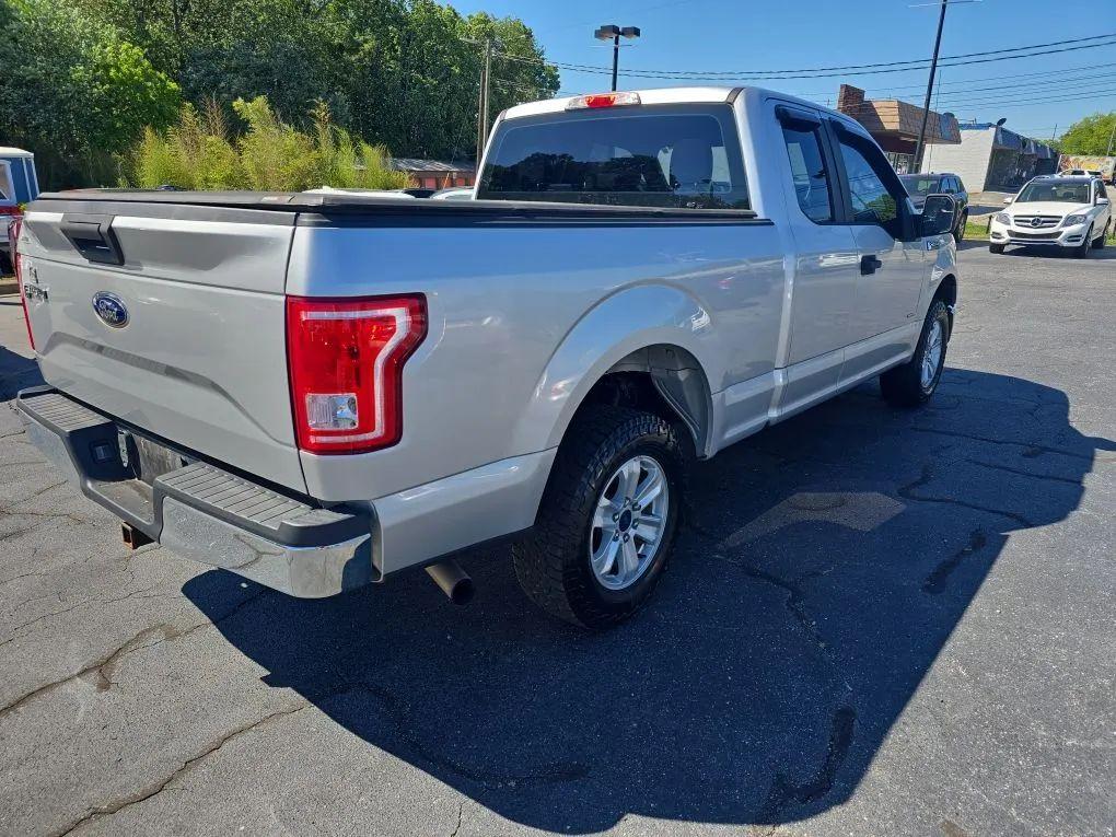 Ford F-150 4WD SuperCab 145" Lariat 2016