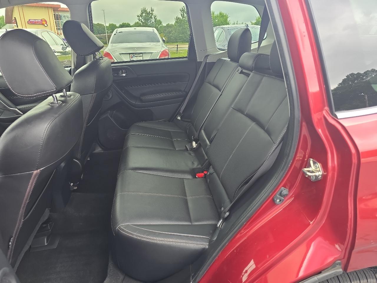 Subaru Forester 2.5i Touring CVT 2017