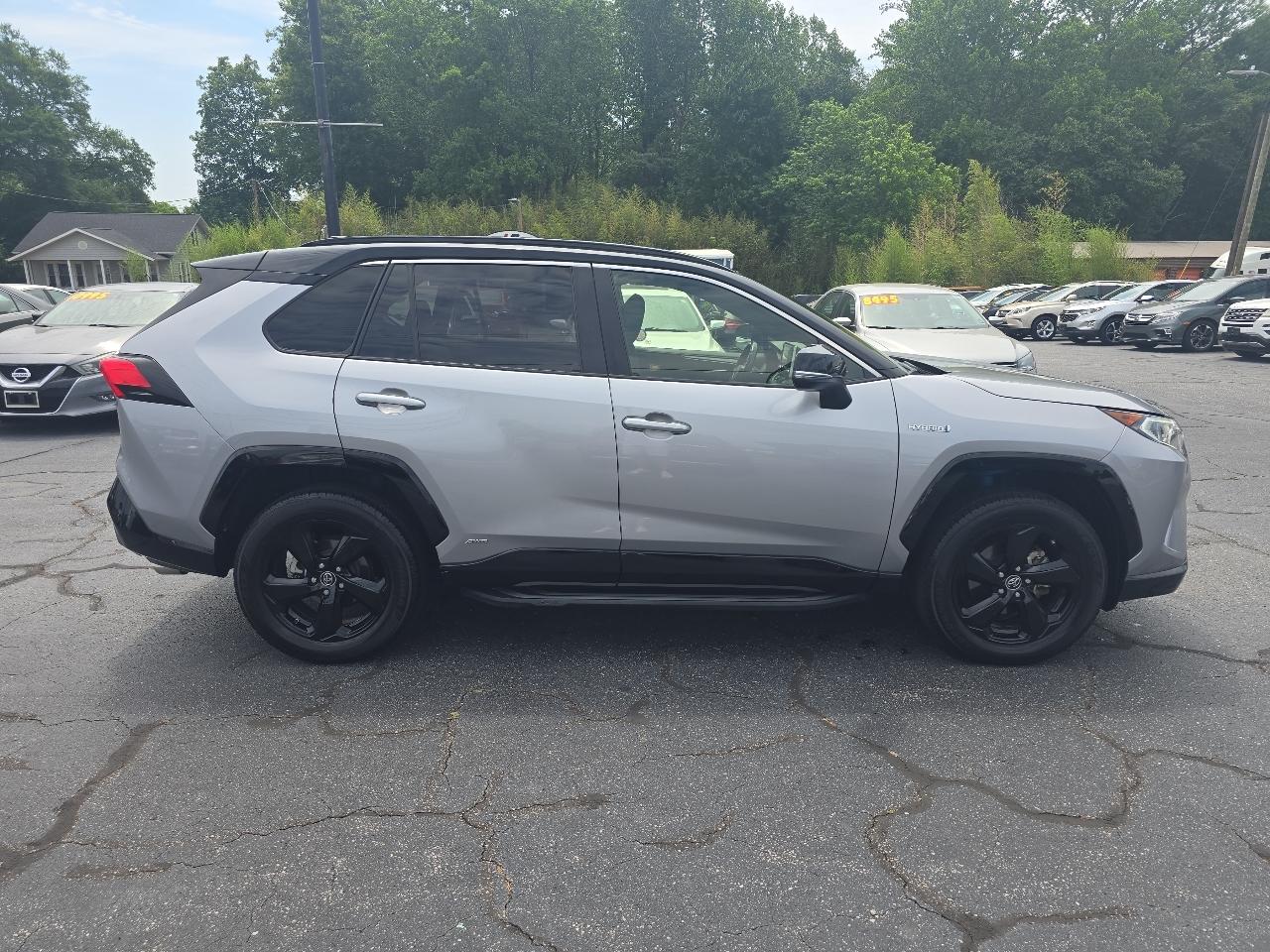 Toyota RAV4 Hybrid XSE AWD (Natl) 2019