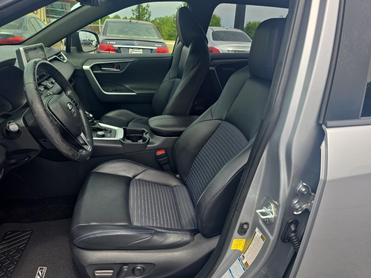 Toyota RAV4 Hybrid XSE AWD (Natl) 2019