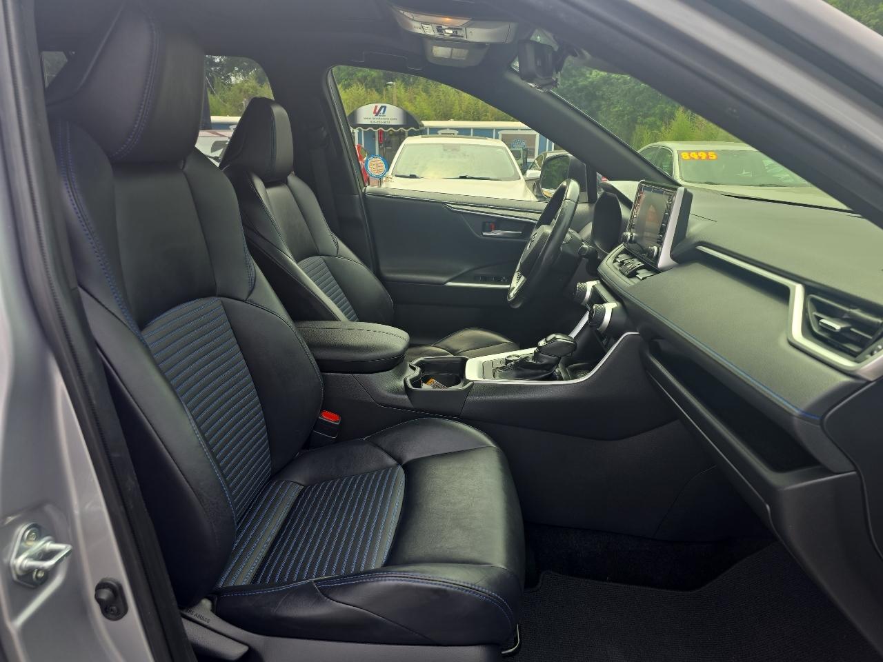 Toyota RAV4 Hybrid XSE AWD (Natl) 2019