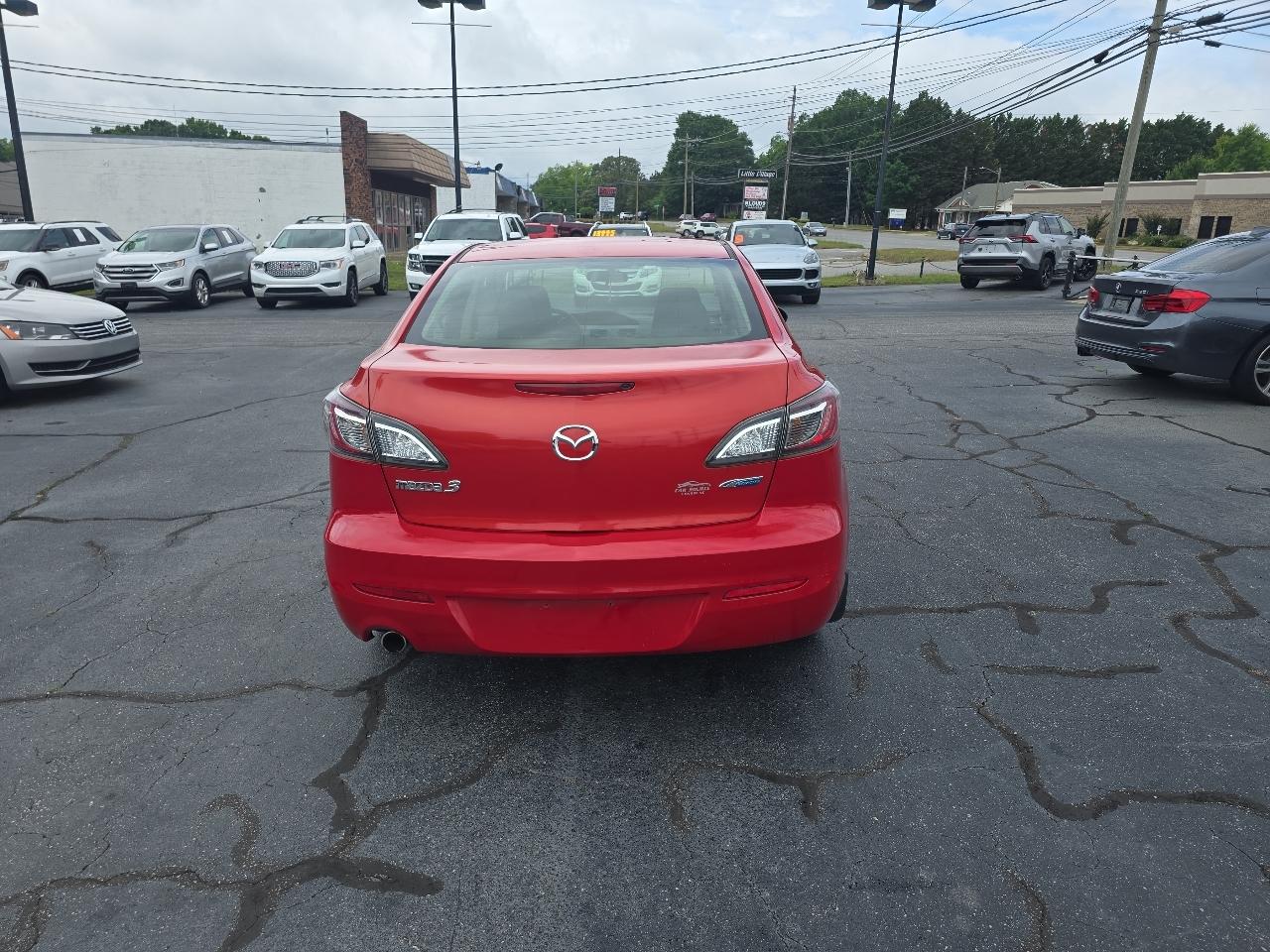 Mazda MAZDA3 4dr Sdn Man i Touring 2013