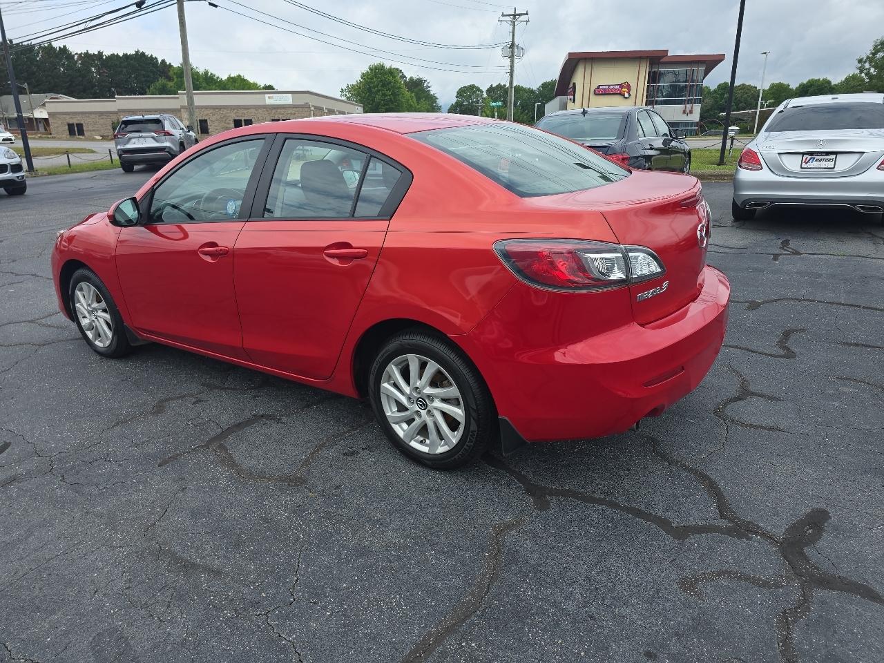 Mazda MAZDA3 4dr Sdn Man i Touring 2013