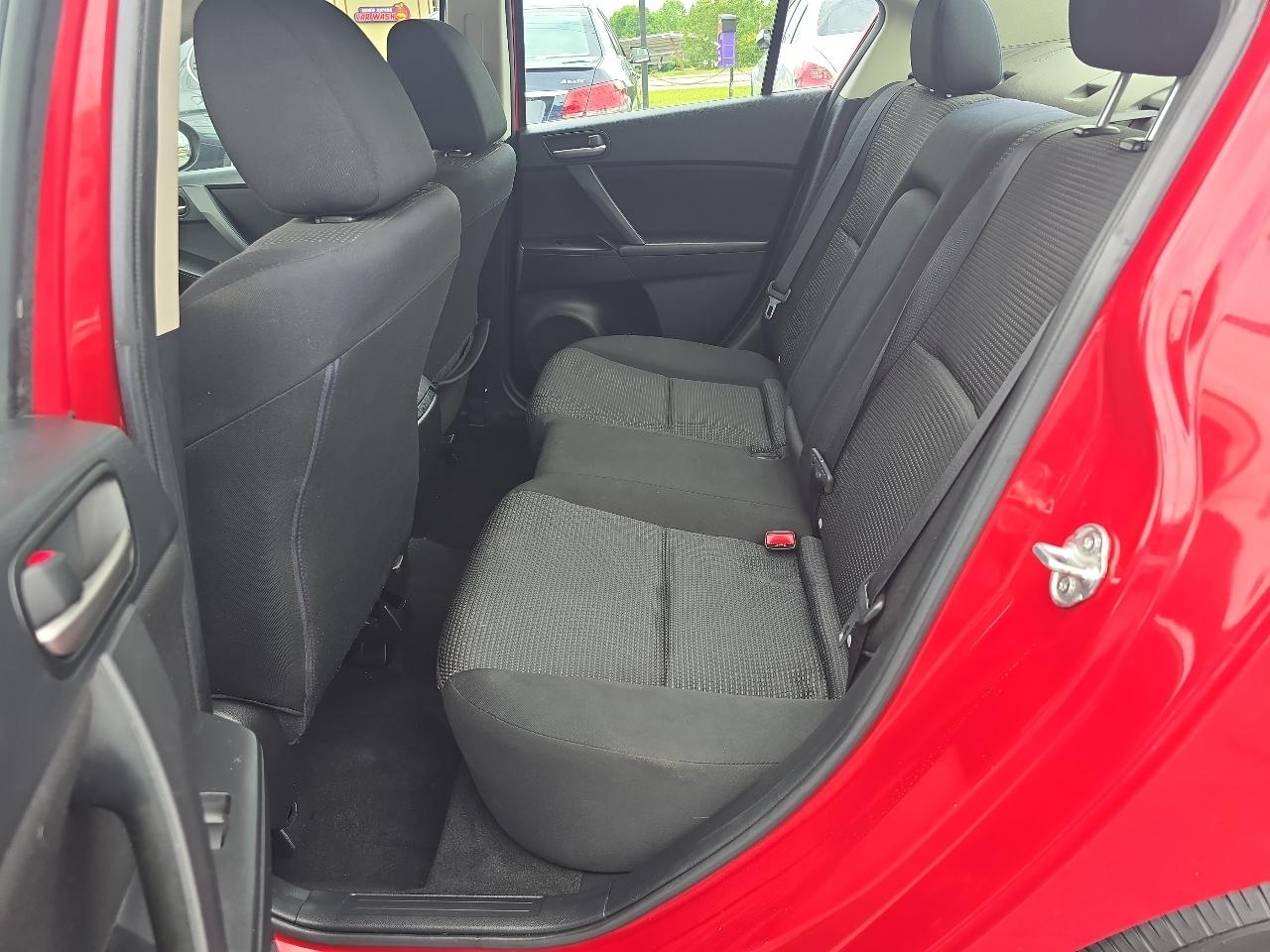 Mazda MAZDA3 4dr Sdn Man i Touring 2013