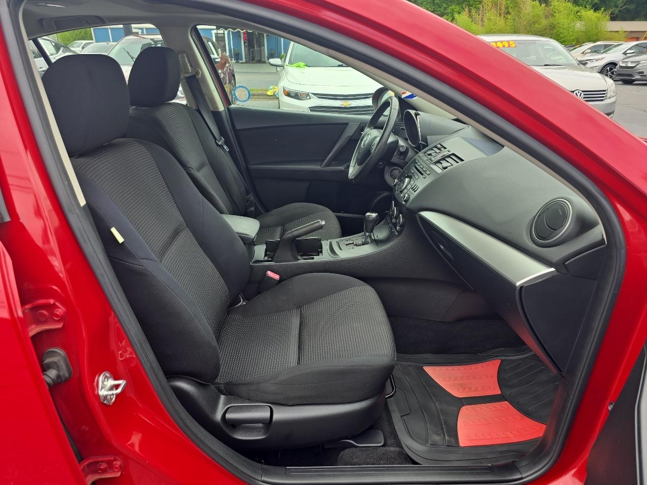 Mazda MAZDA3 4dr Sdn Man i Touring 2013