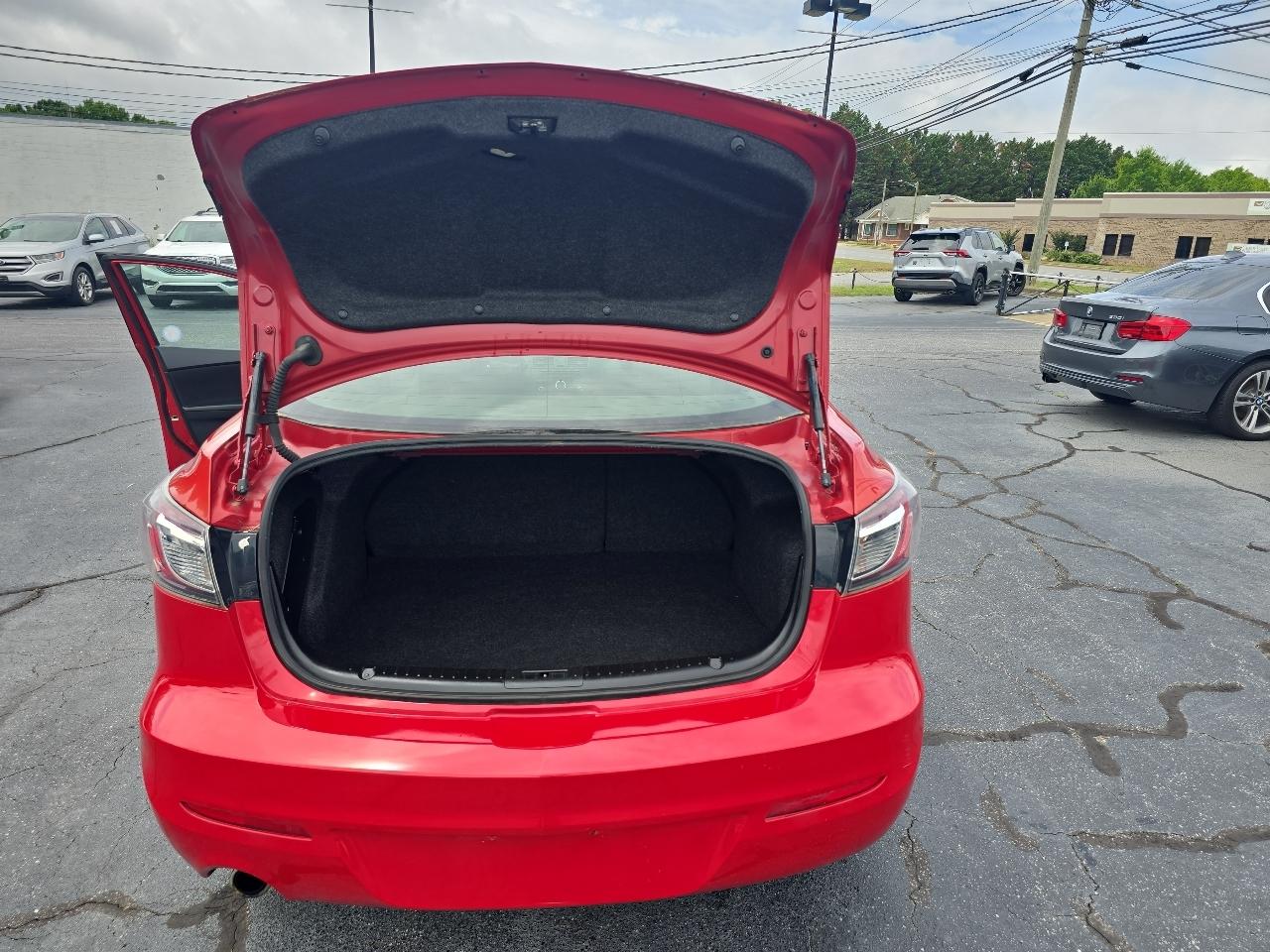 Mazda MAZDA3 4dr Sdn Man i Touring 2013