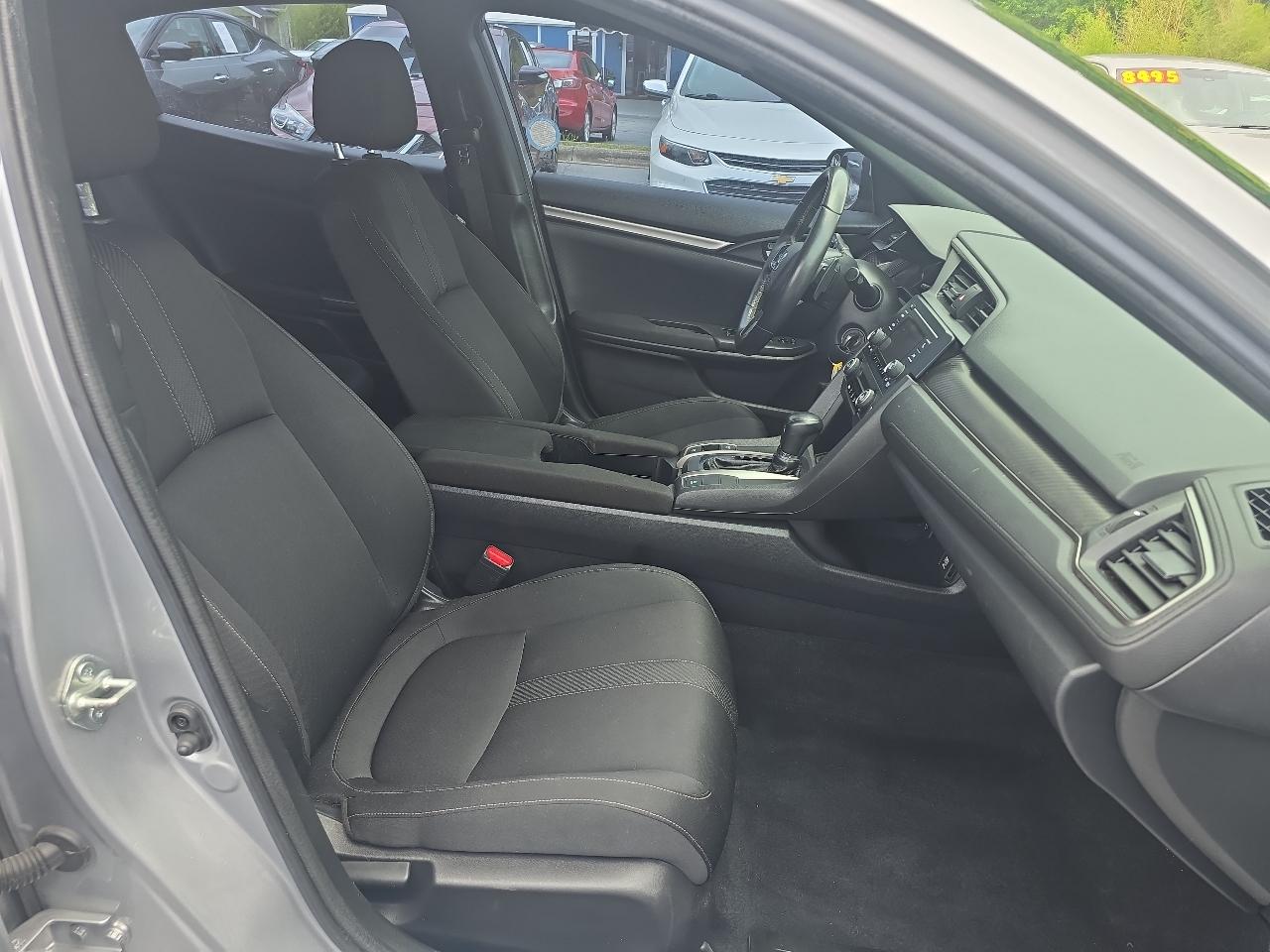 Honda Civic Hatchback Sport CVT 2018