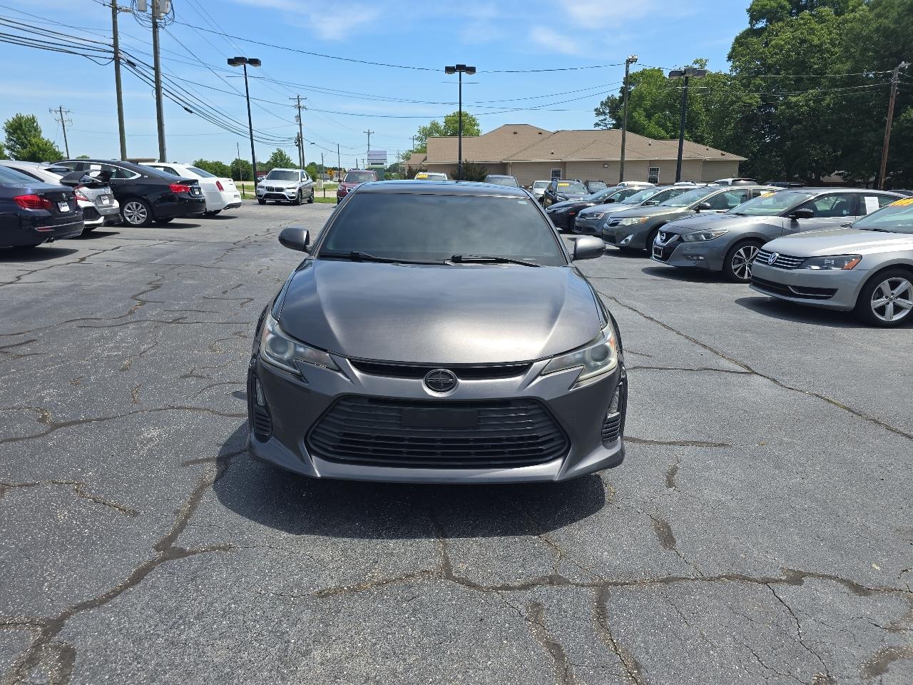 Scion tC 2dr HB Man (Natl) 2014