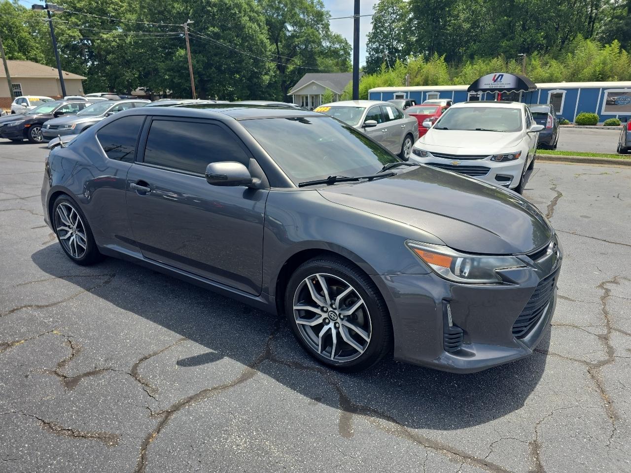 Scion tC 2dr HB Man (Natl) 2014