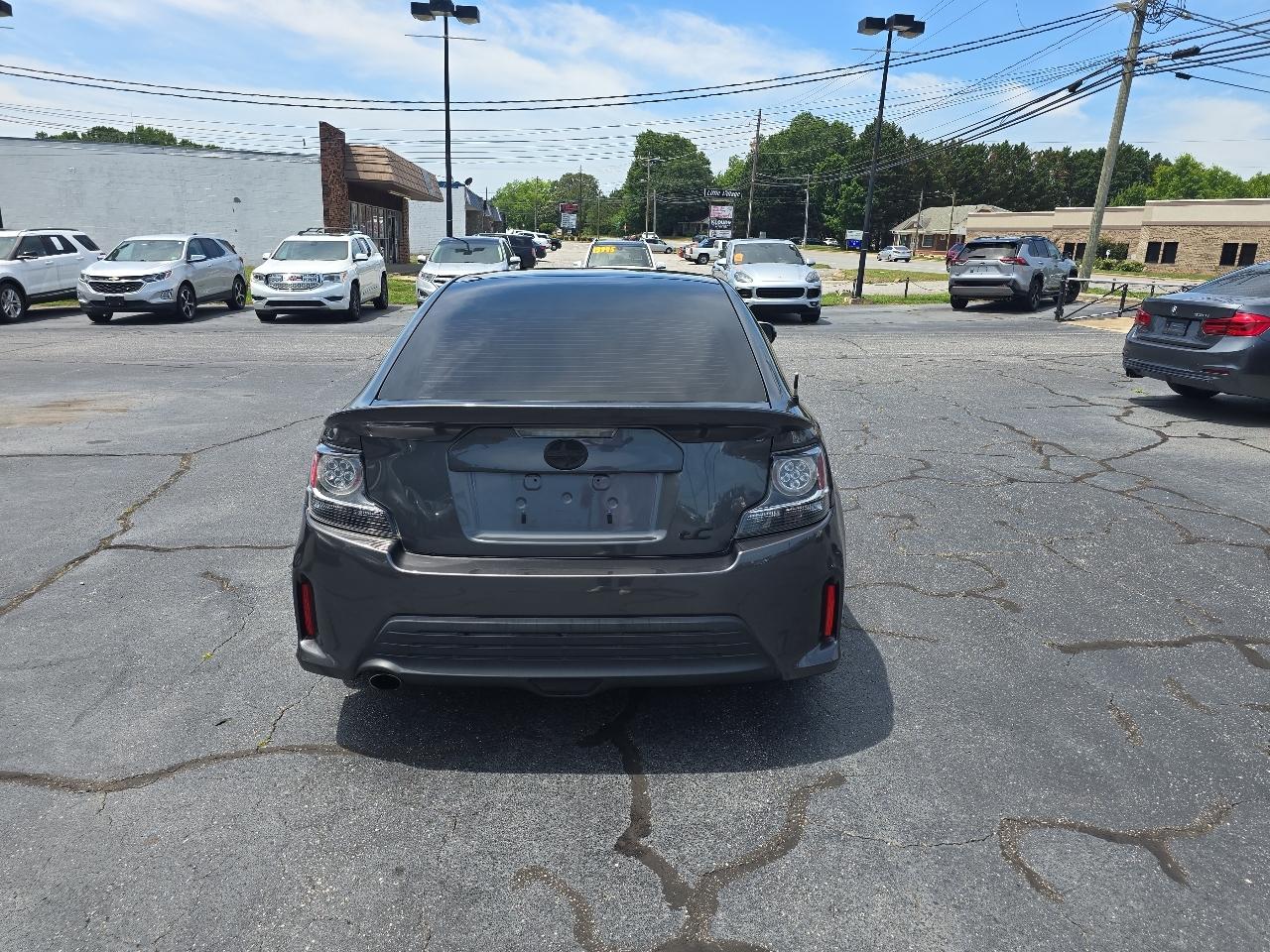 Scion tC 2dr HB Man (Natl) 2014