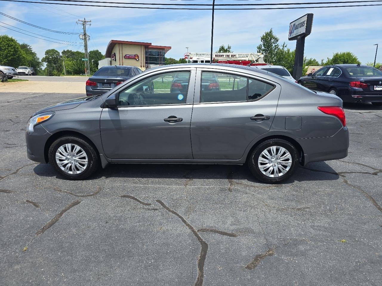 Nissan Versa Sedan S Manual 2018