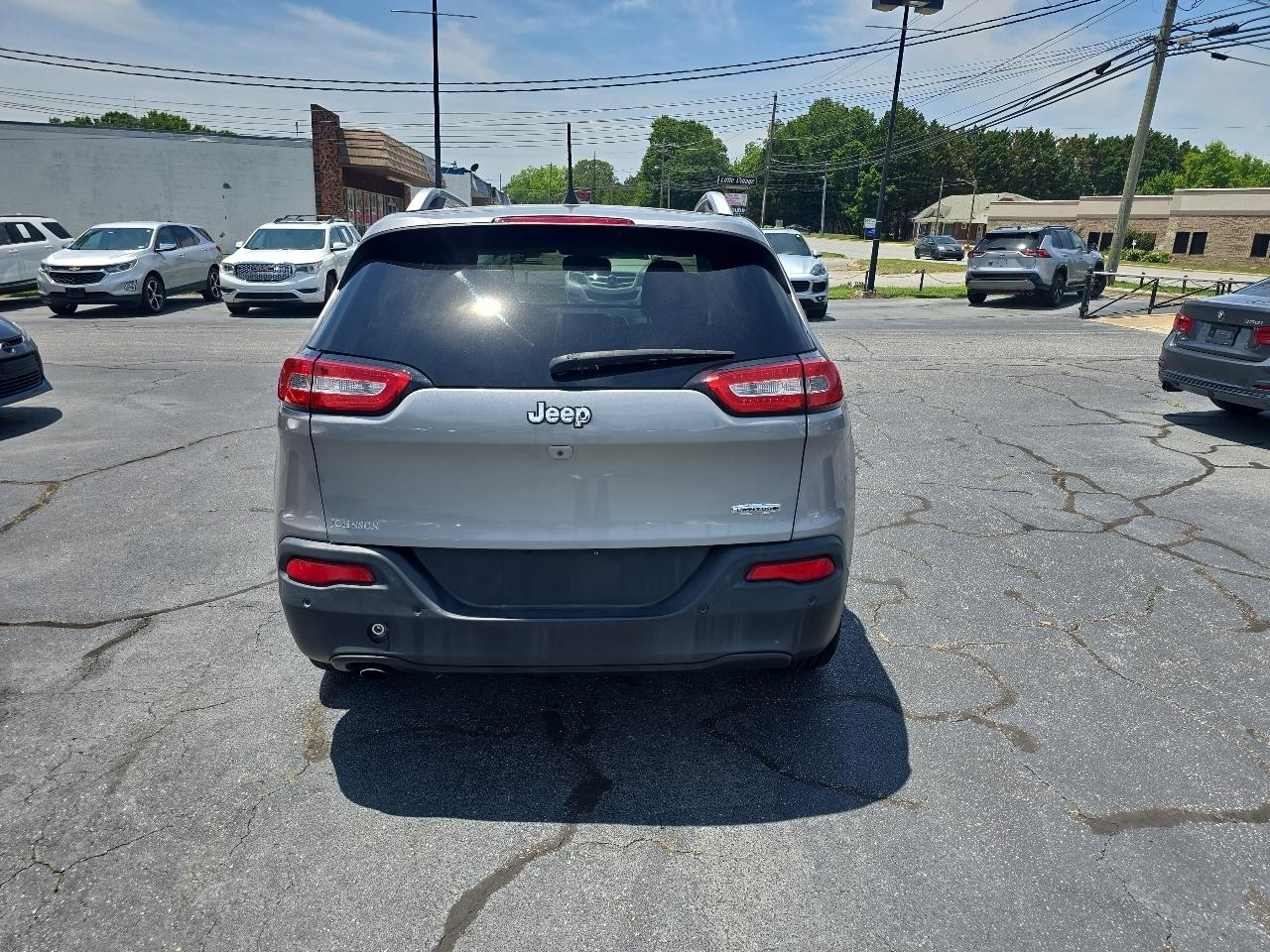 Jeep Cherokee FWD 4dr Latitude 2016