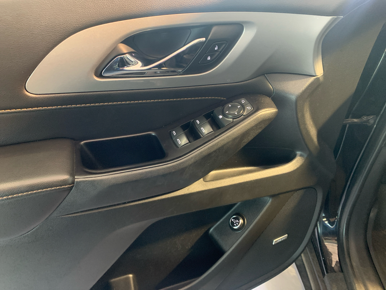 Chevrolet Traverse AWD 4dr RS 2020 Chevrolet Traverse AWD 4dr RS 2020