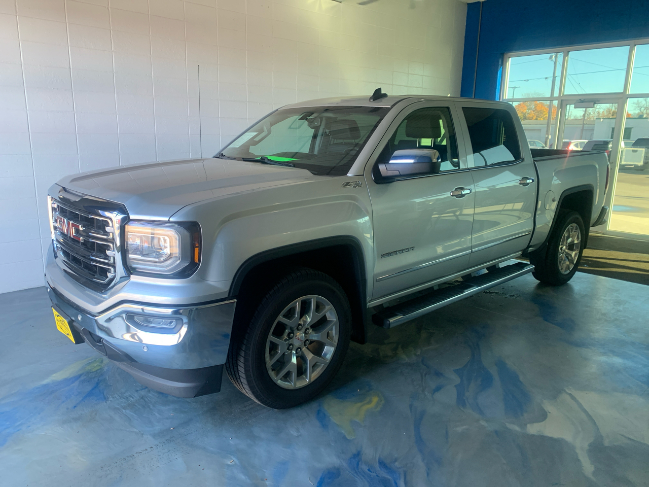 2018 GMC Sierra 1500 4WD Crew Cab 143.5" SLT