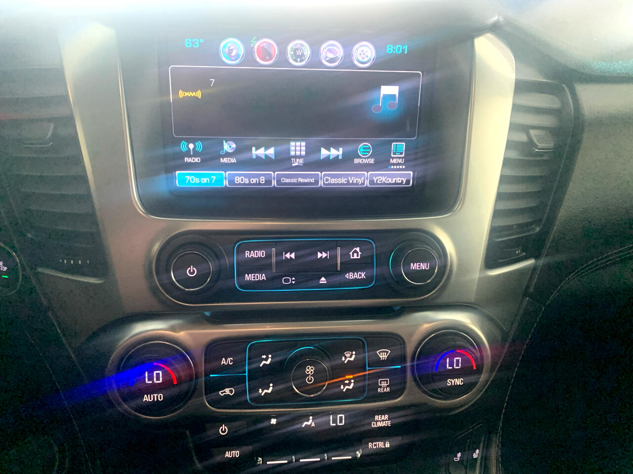 Chevrolet Suburban 4WD 4dr 1500 LT 2016 Chevrolet Suburban 4WD 4dr 1500 LT 2016