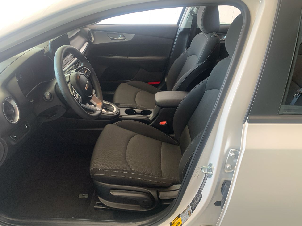 Kia Forte LXS IVT 2023 Kia Forte LXS IVT 2023