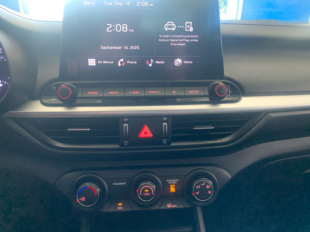 Kia Forte LXS IVT 2023 Kia Forte LXS IVT 2023