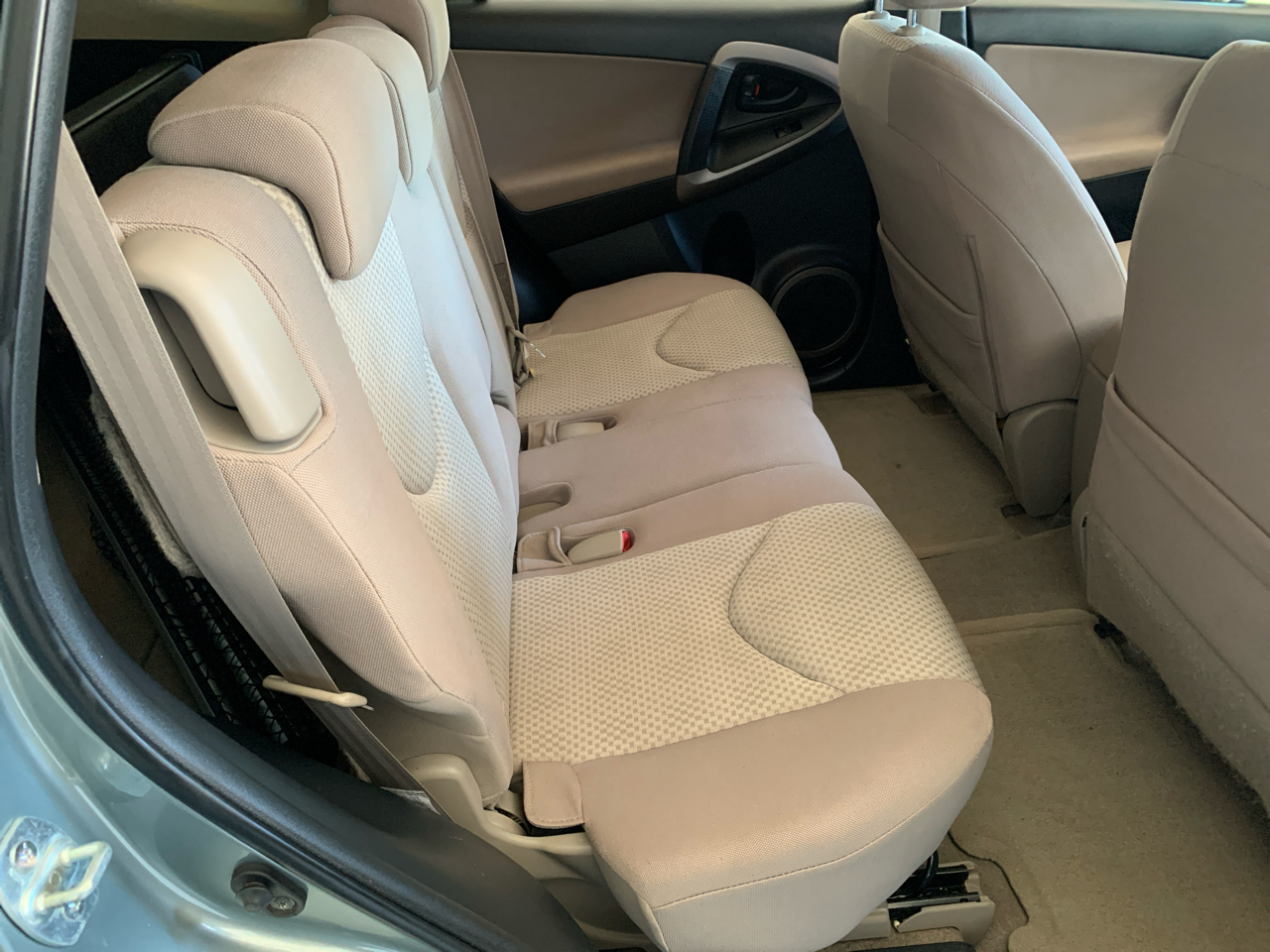 Toyota RAV4 FWD 4dr V6 5-Spd AT (Natl) 2008 Toyota RAV4 FWD 4dr V6 5-Spd AT (Natl) 2008