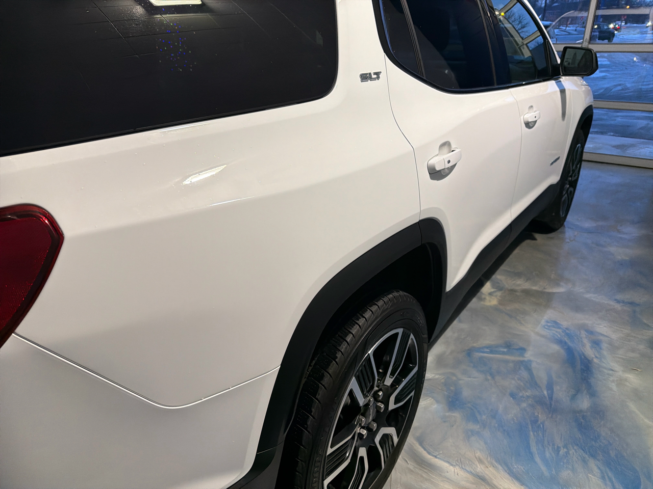 GMC Acadia AWD 4dr SLT w/SLT-1 2019