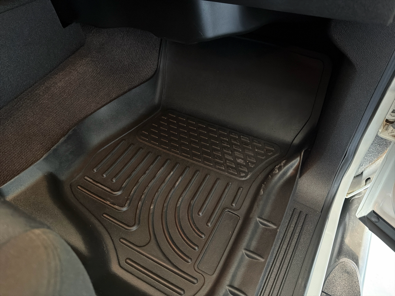 Chevrolet Silverado 2500HD 4WD Crew Cab 153.7" LT 2011