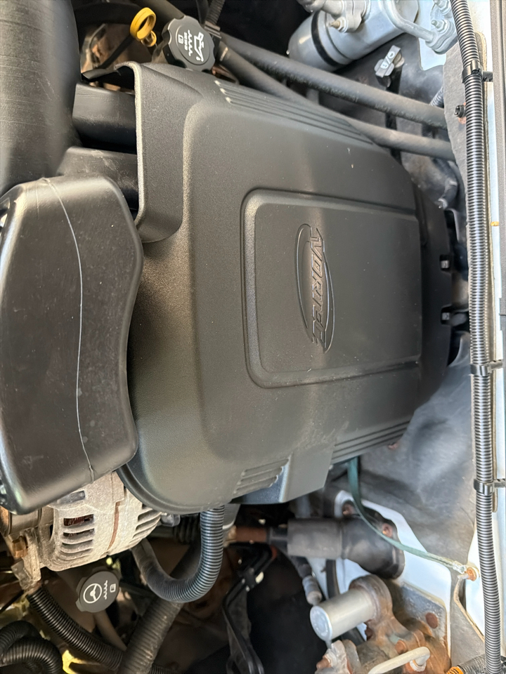 Chevrolet Silverado 2500HD 4WD Crew Cab 153.7" LT 2011