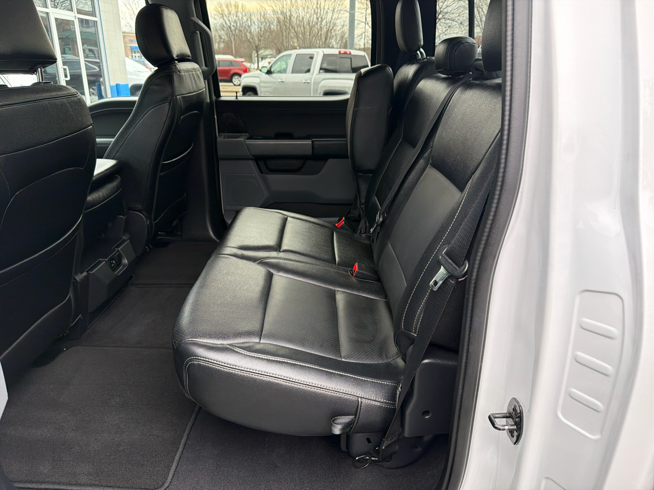 Ford F-150 4WD SuperCrew 139" XLT 2023