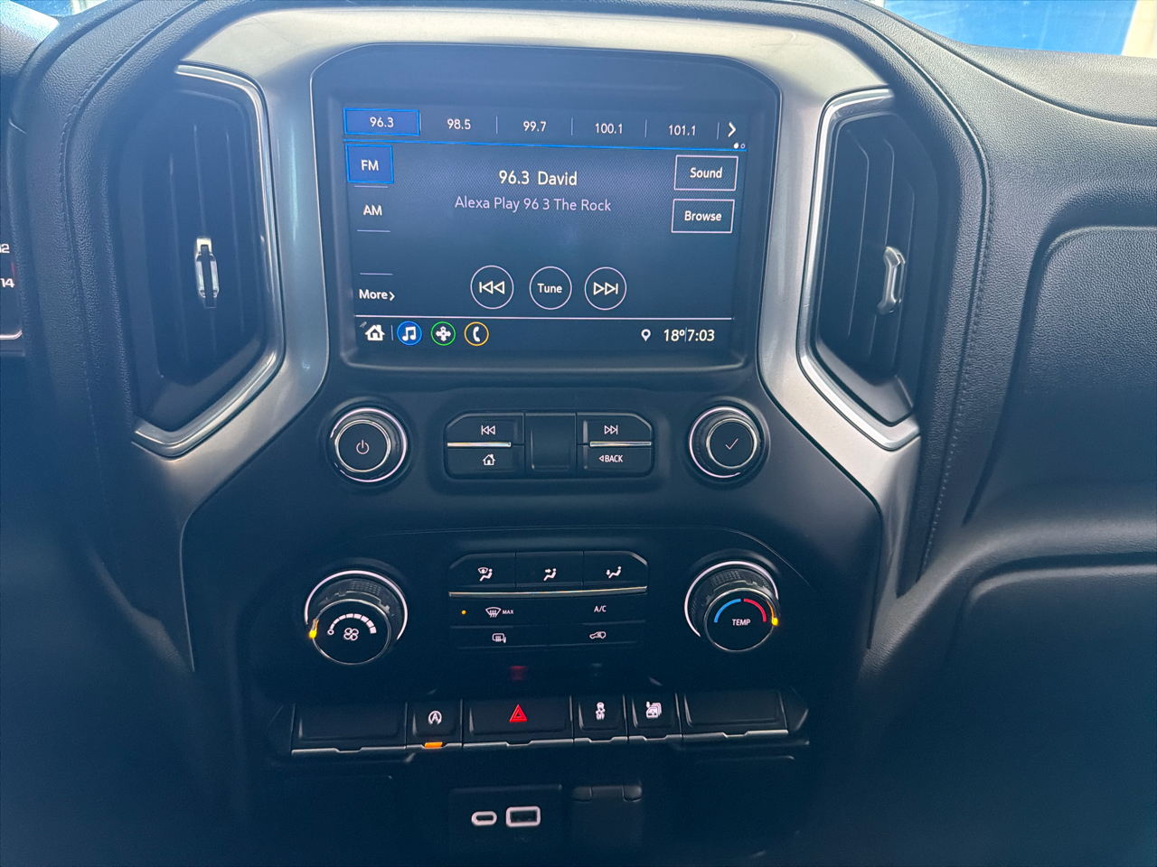 Chevrolet Silverado 1500 4WD Crew Cab 147" LT 2020