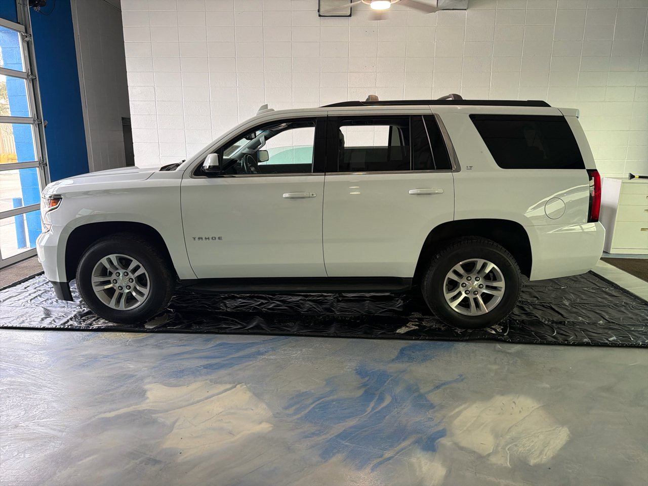 Chevrolet Tahoe 4WD 4dr LT 2019