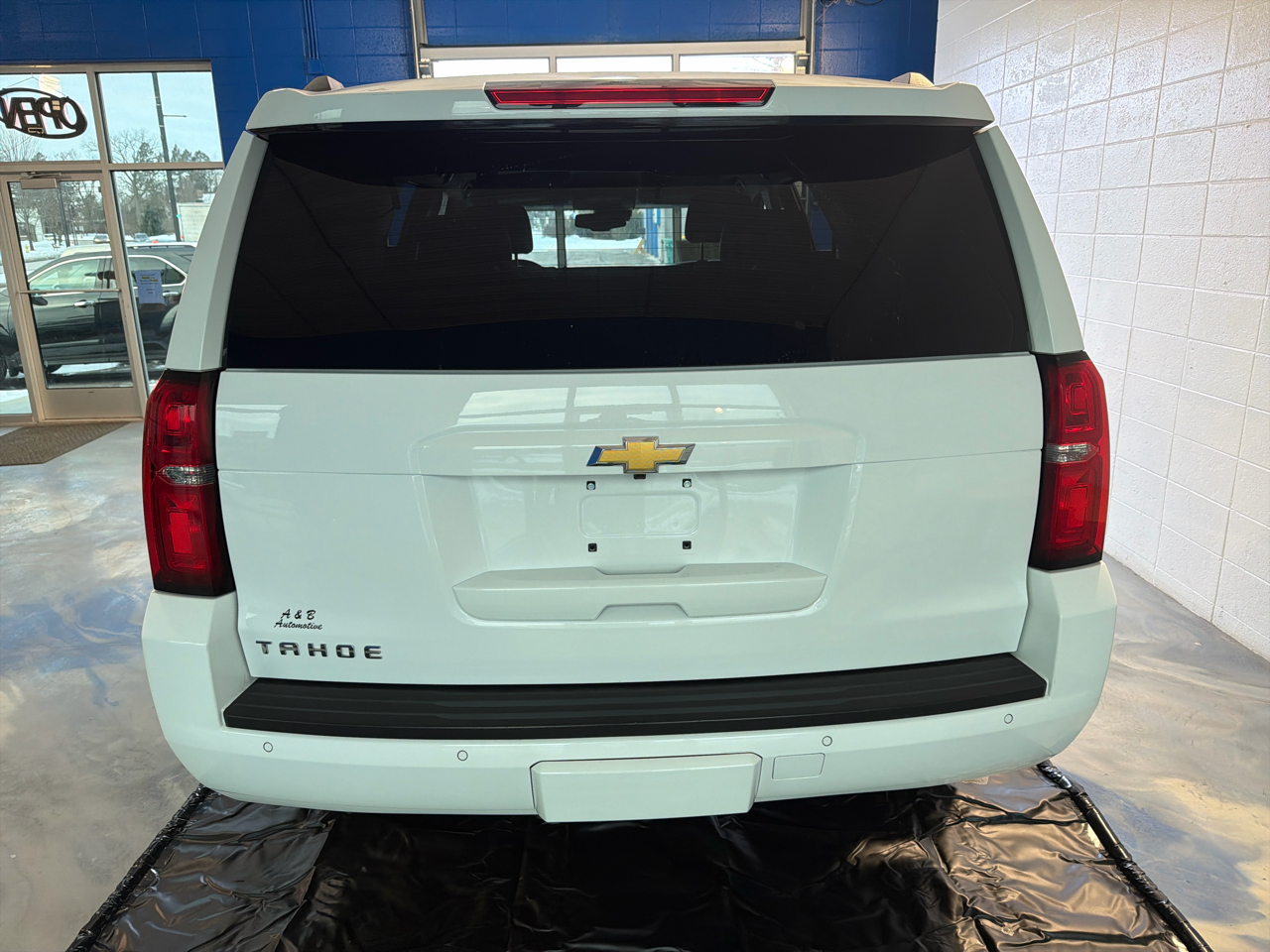 Chevrolet Tahoe 4WD 4dr LT 2019