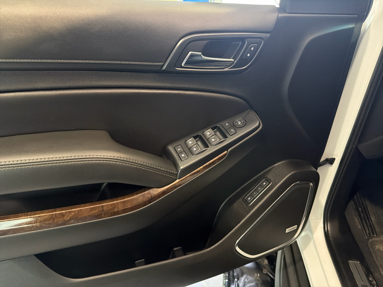 Chevrolet Tahoe 4WD 4dr LT 2019