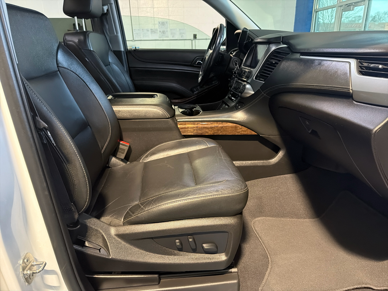 Chevrolet Tahoe 4WD 4dr LT 2019