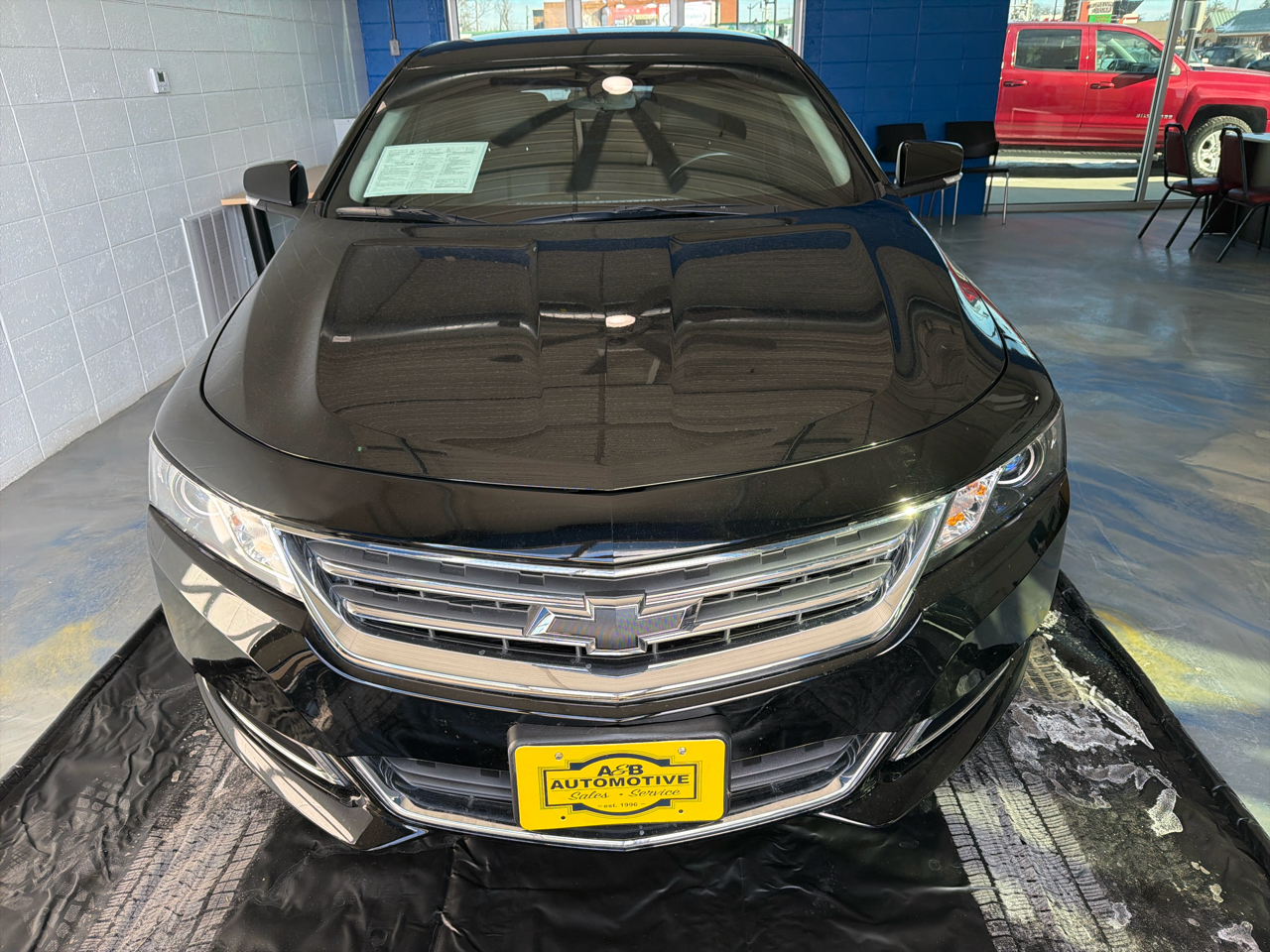 Chevrolet Impala 4dr Sdn LT w/1LT 2018
