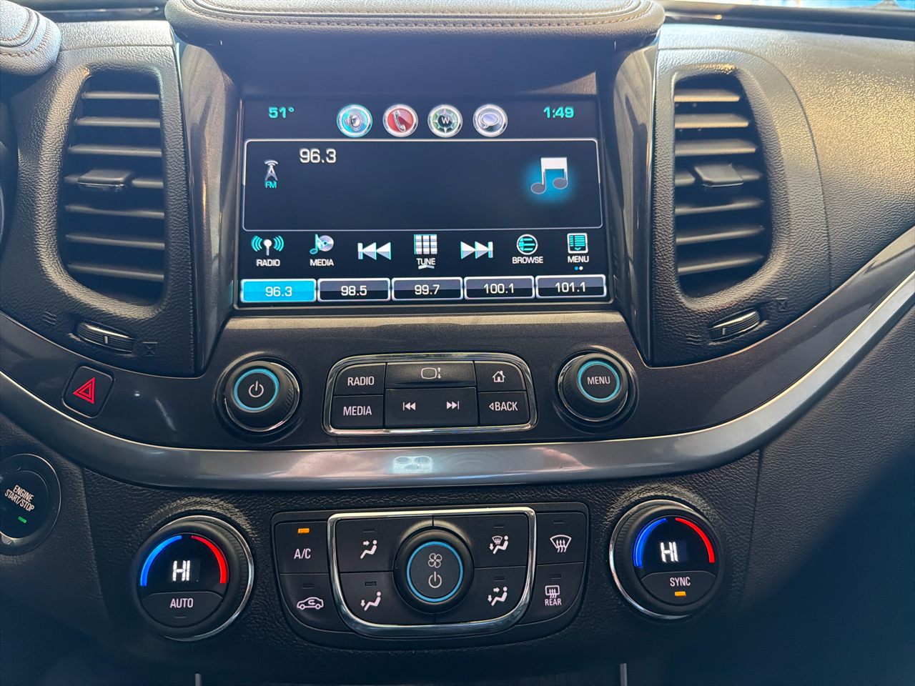 Chevrolet Impala 4dr Sdn LT w/1LT 2018