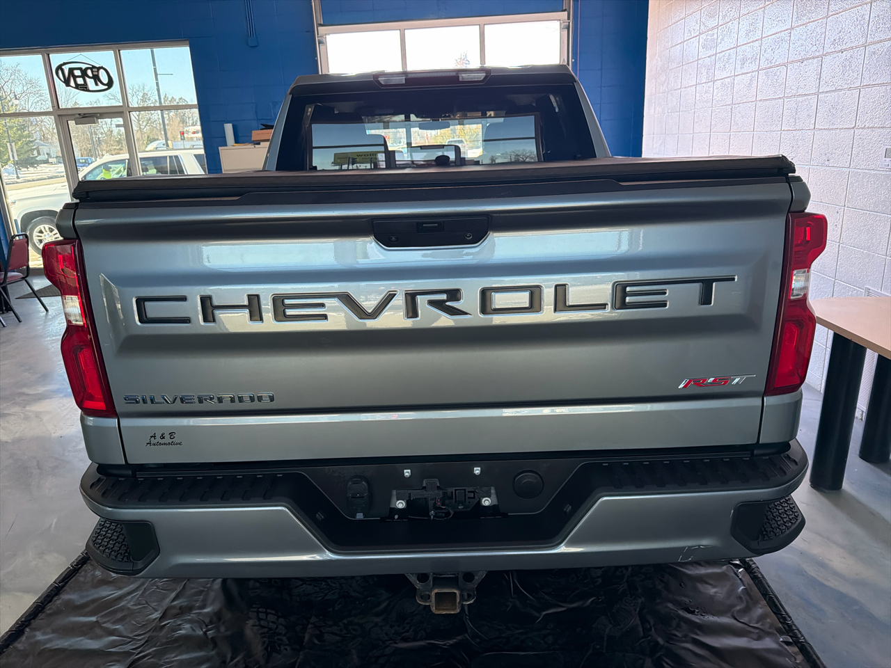 Chevrolet Silverado 1500 LTD 4WD Crew Cab 147" RST 2022