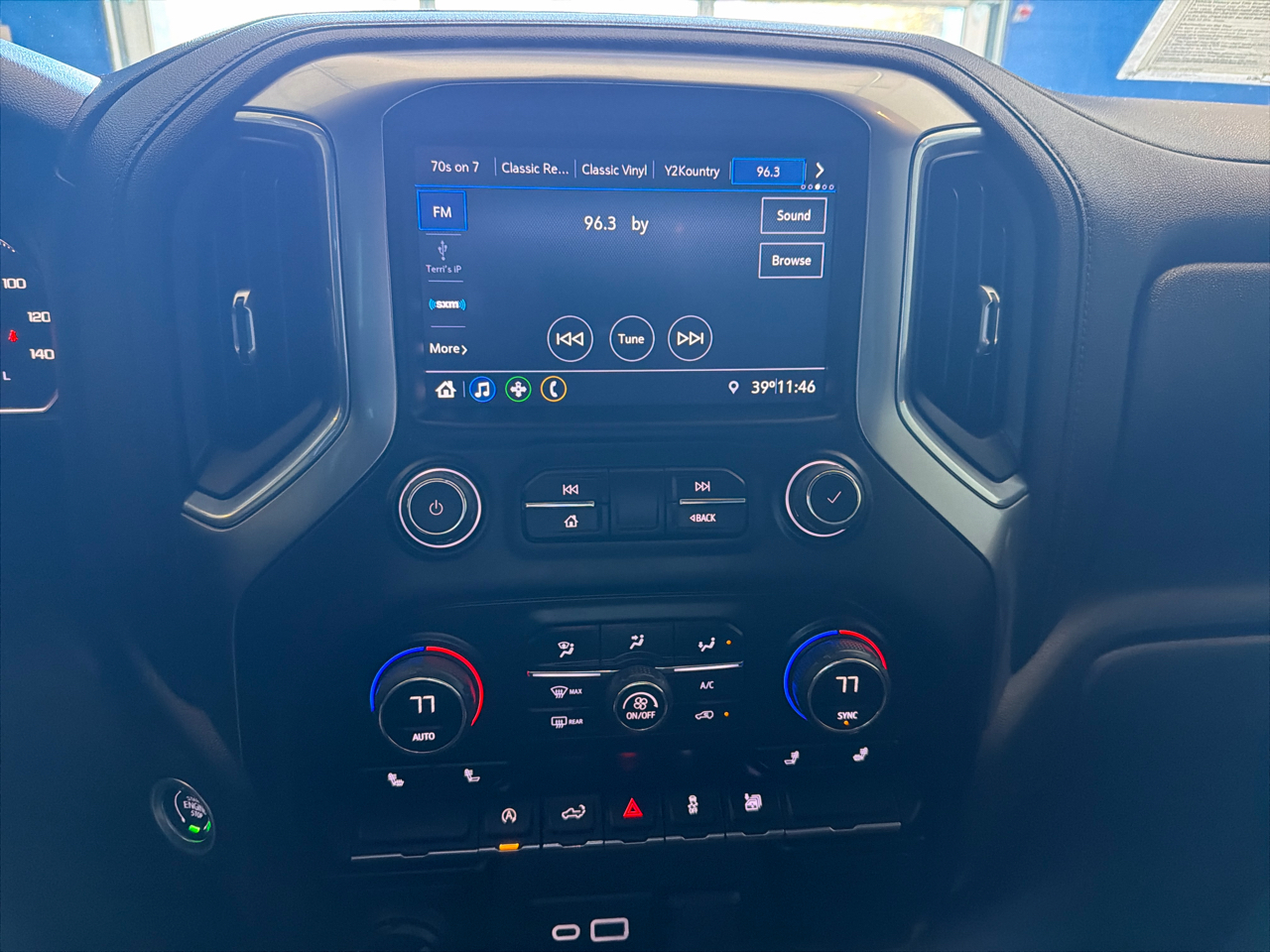 Chevrolet Silverado 1500 LTD 4WD Crew Cab 147" RST 2022