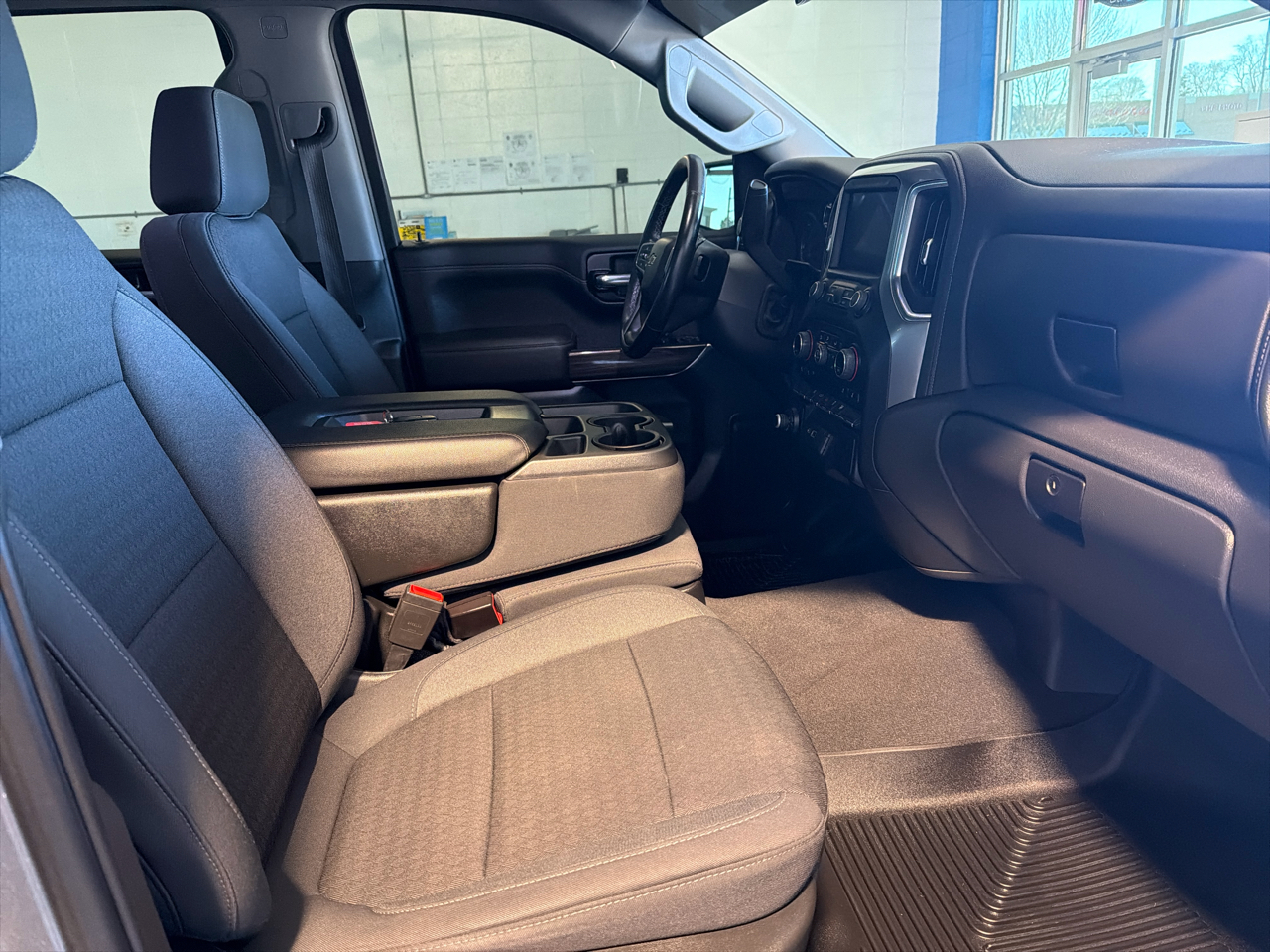 Chevrolet Silverado 1500 LTD 4WD Crew Cab 147" RST 2022