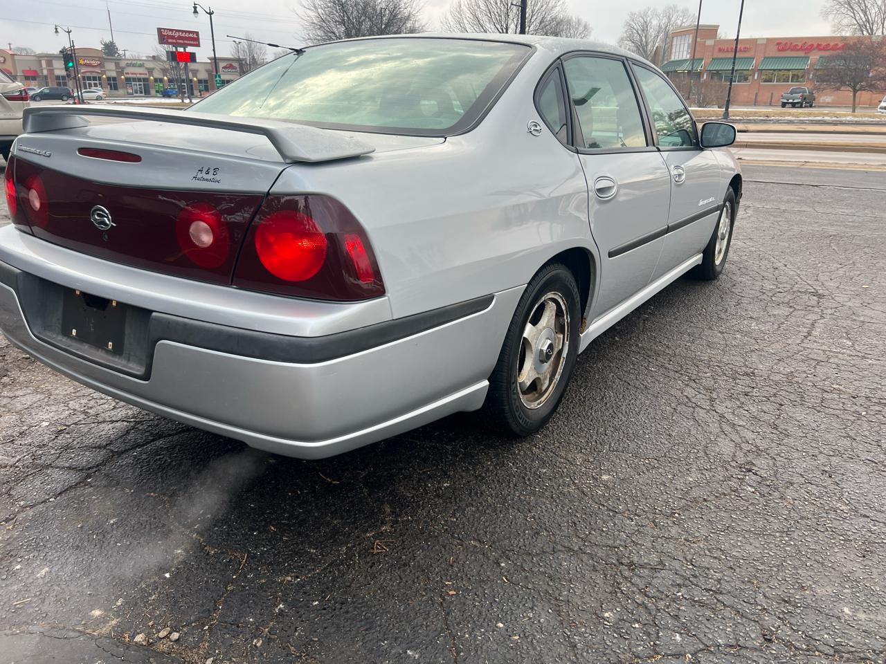 Chevrolet Impala 4dr Sdn LS 2001