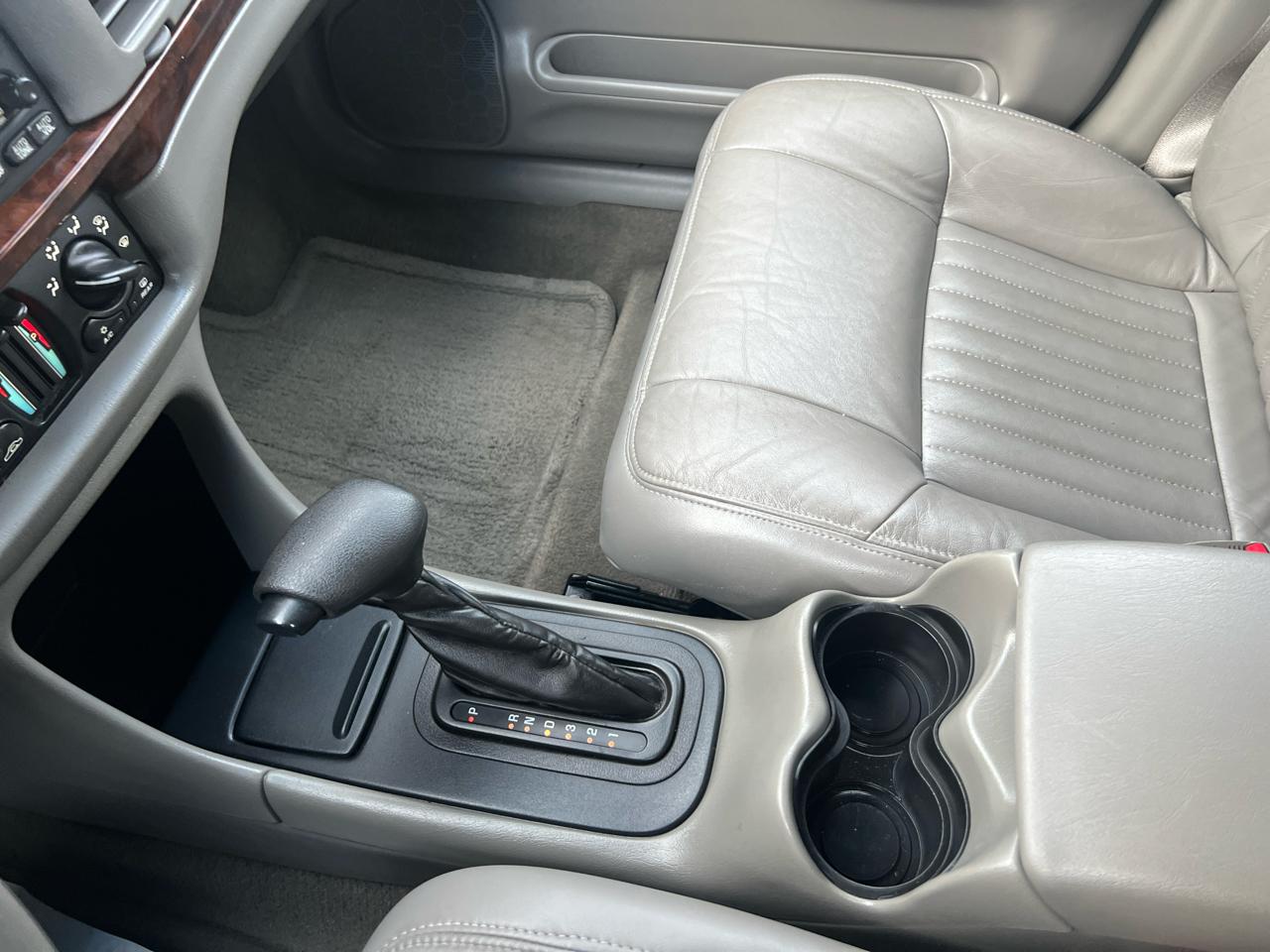 Chevrolet Impala 4dr Sdn LS 2001