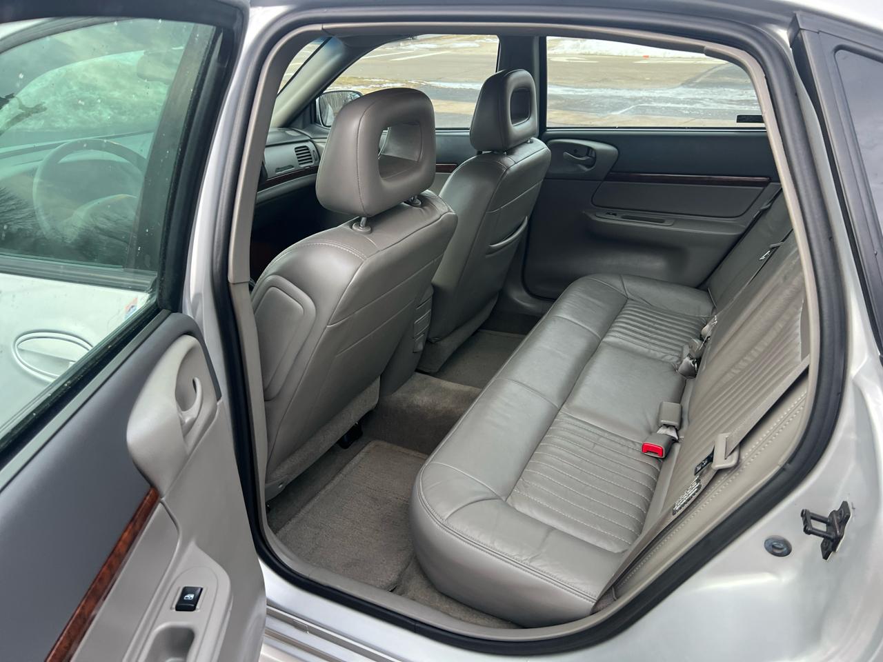 Chevrolet Impala 4dr Sdn LS 2001