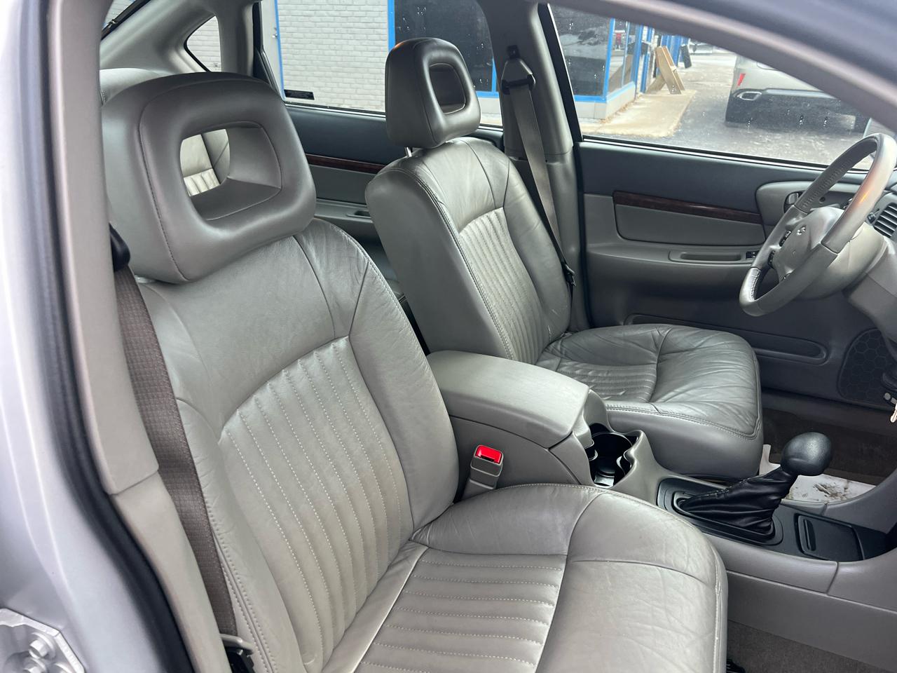 Chevrolet Impala 4dr Sdn LS 2001