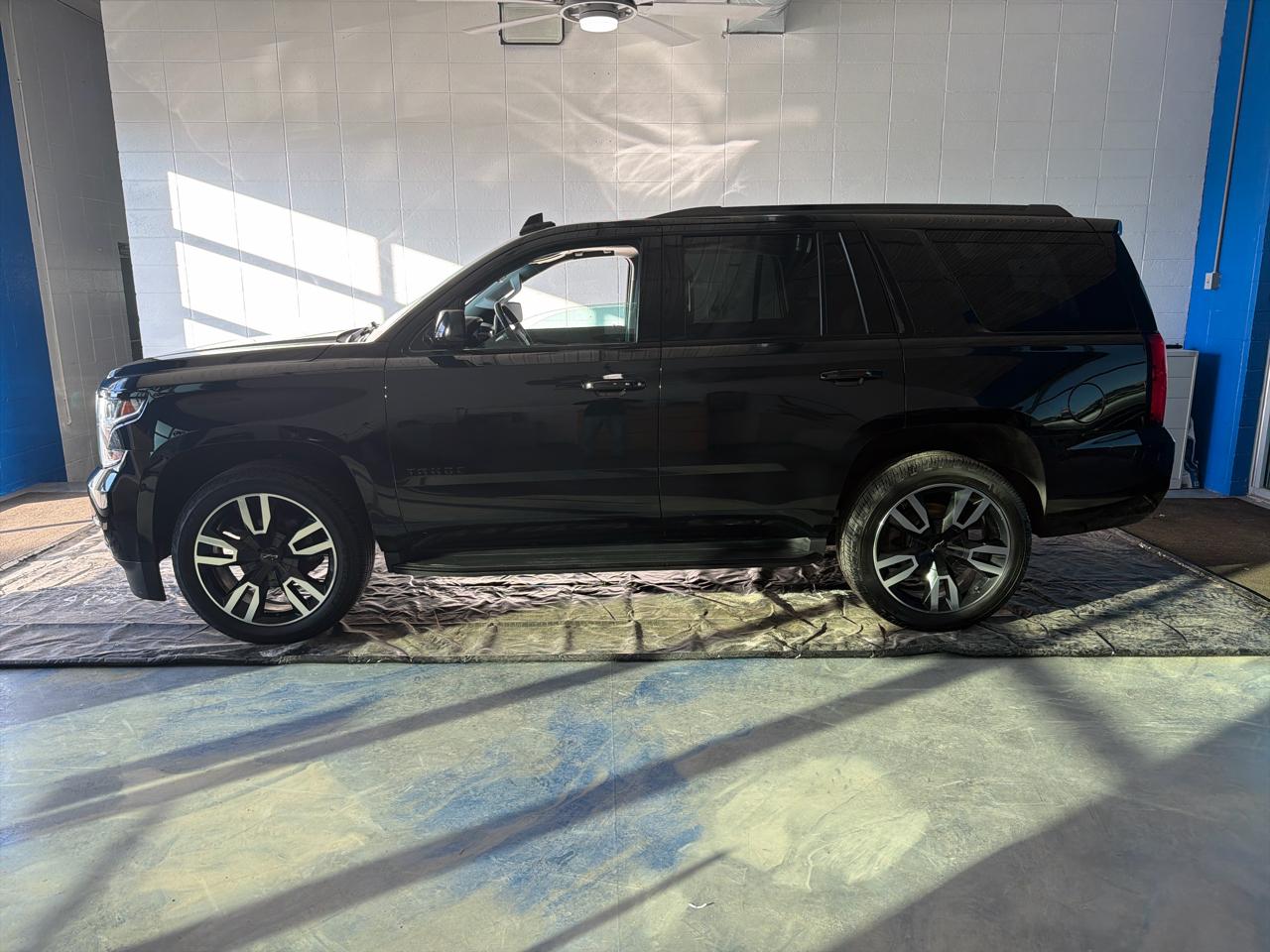 Chevrolet Tahoe 4WD 4dr LT 2019