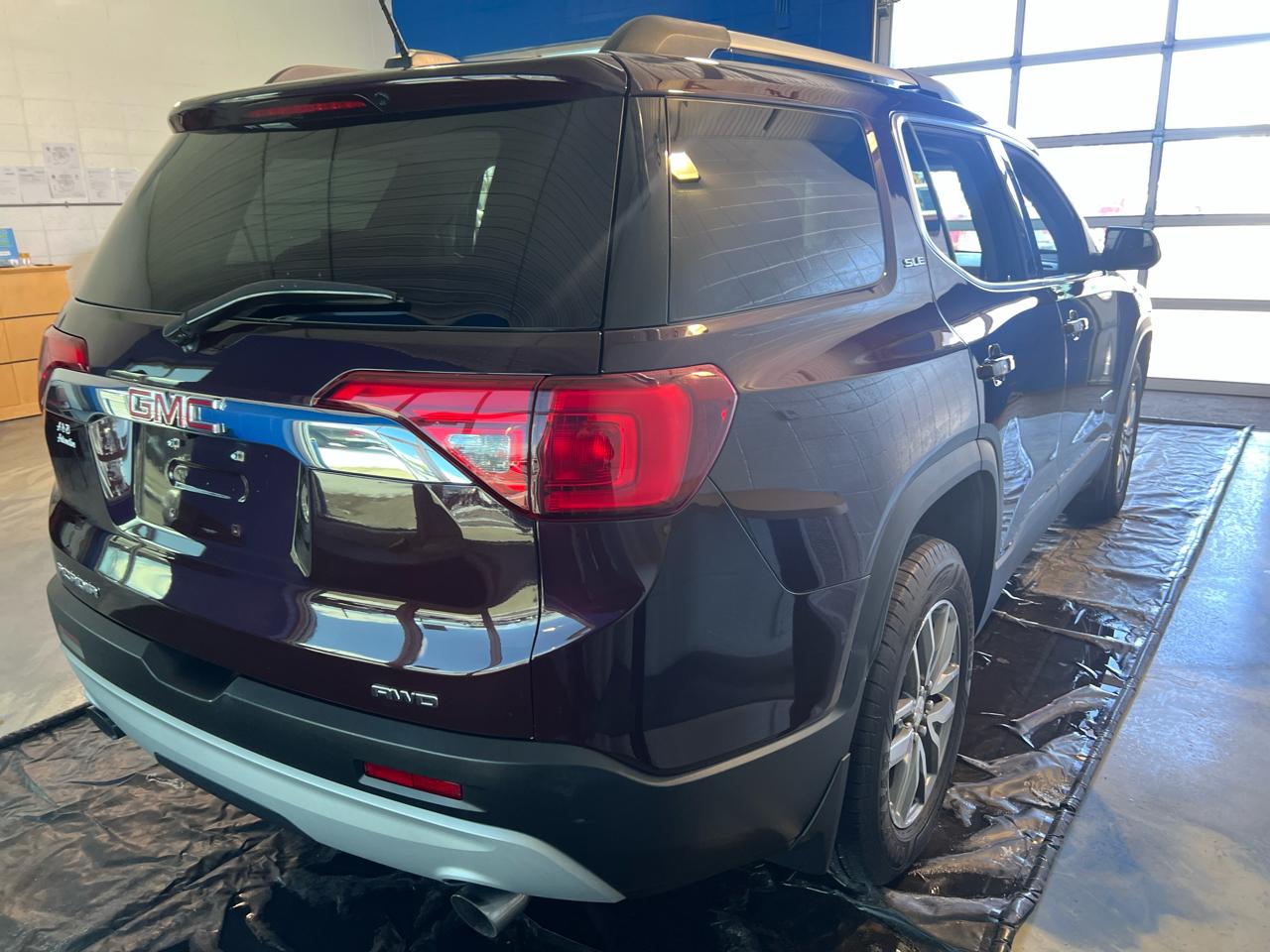 GMC Acadia AWD 4dr SLE w/SLE-2 2018