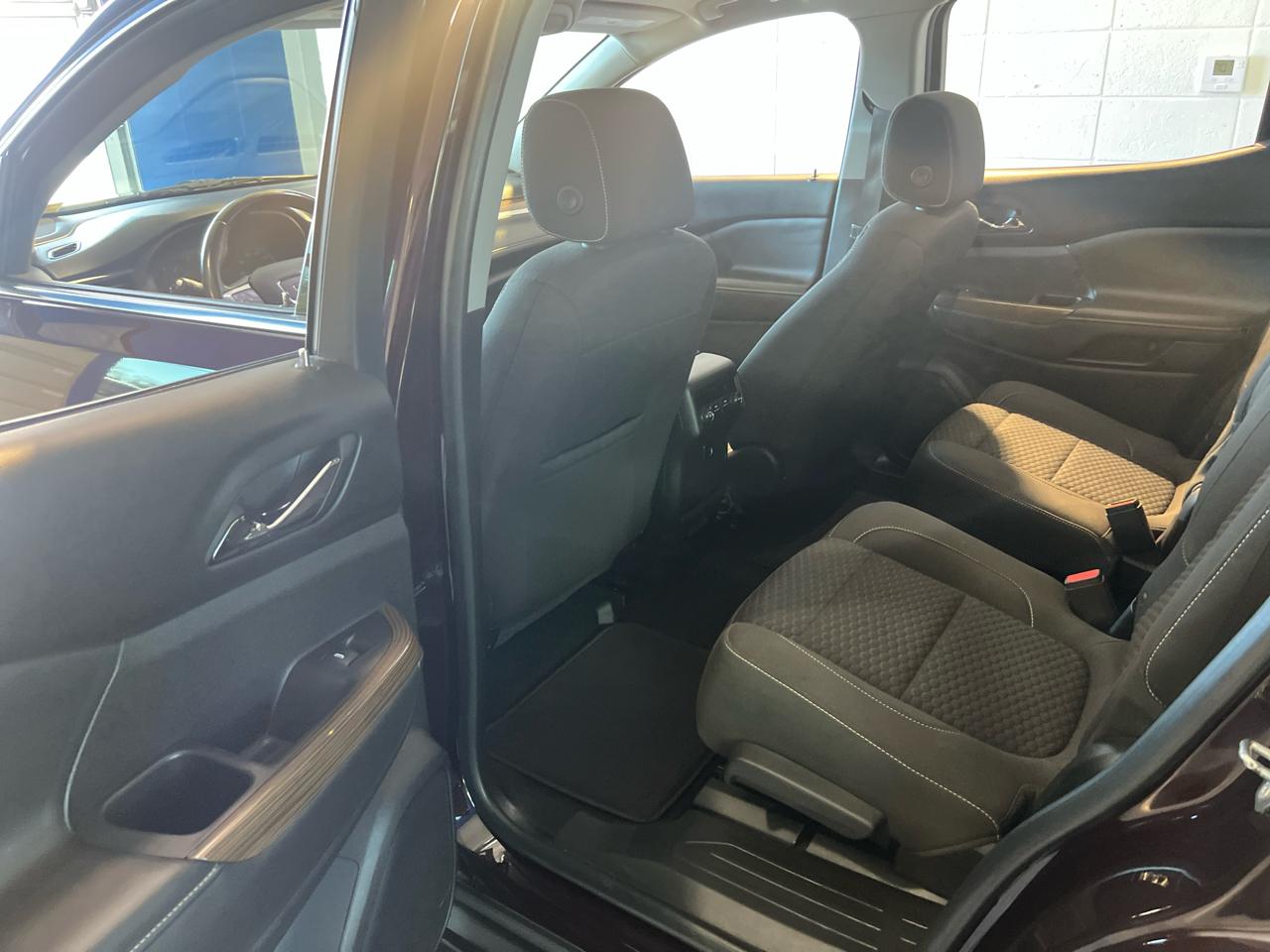 GMC Acadia AWD 4dr SLE w/SLE-2 2018