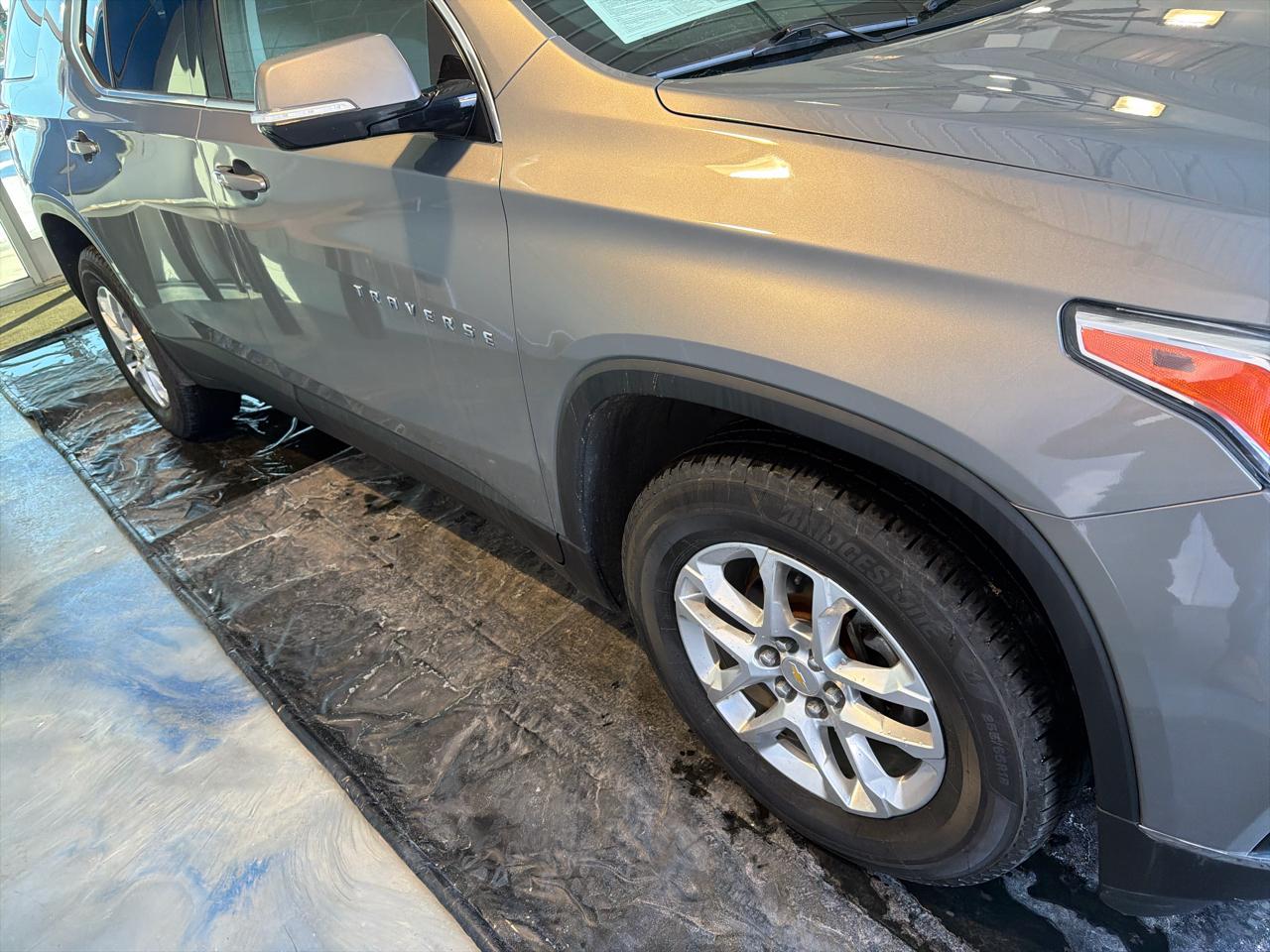 Chevrolet Traverse AWD 4dr LT Cloth w/1LT 2019