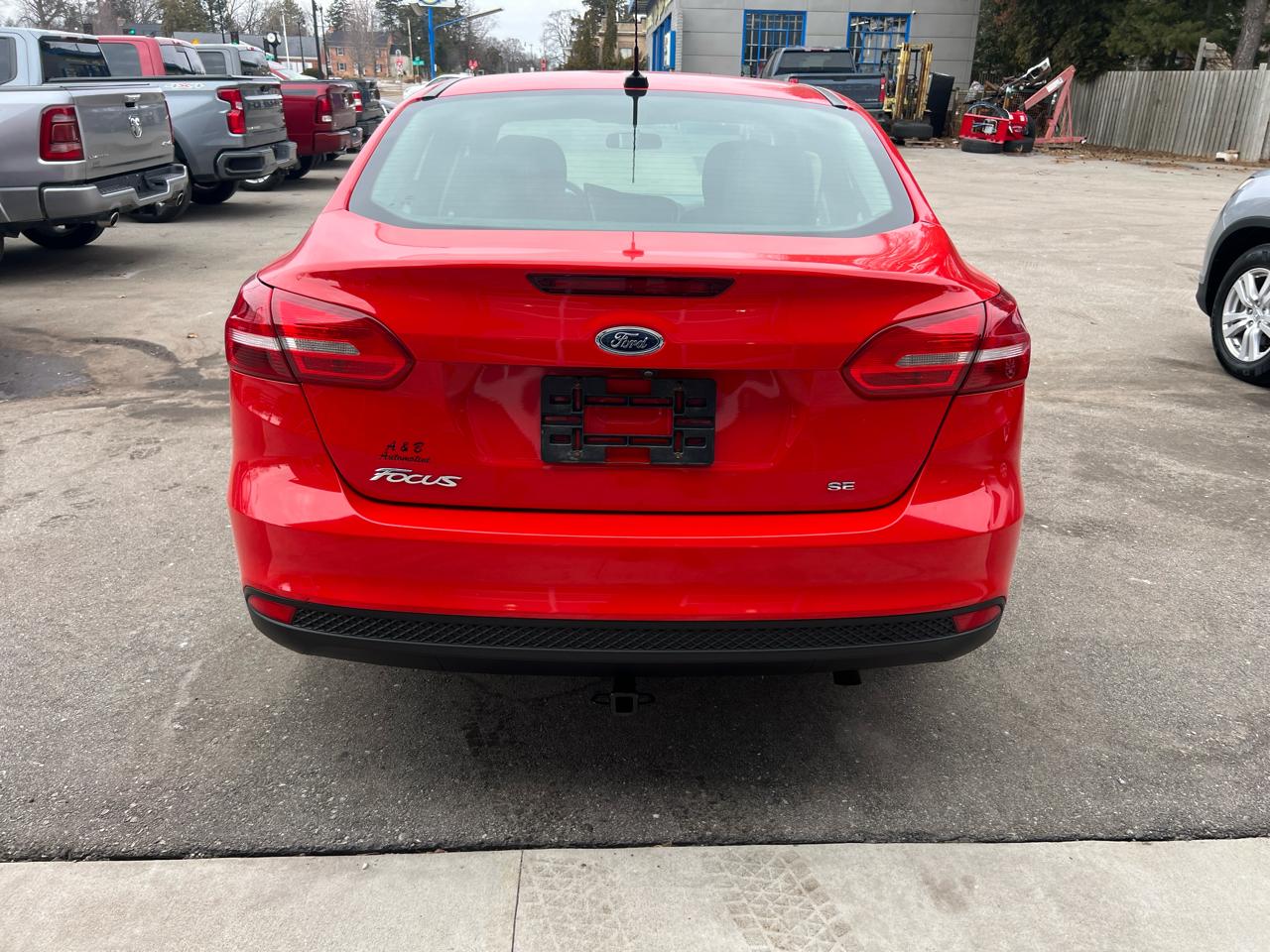 Ford Focus SE Sedan 2017