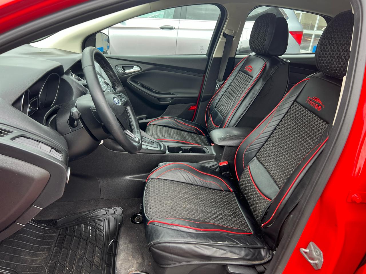 Ford Focus SE Sedan 2017