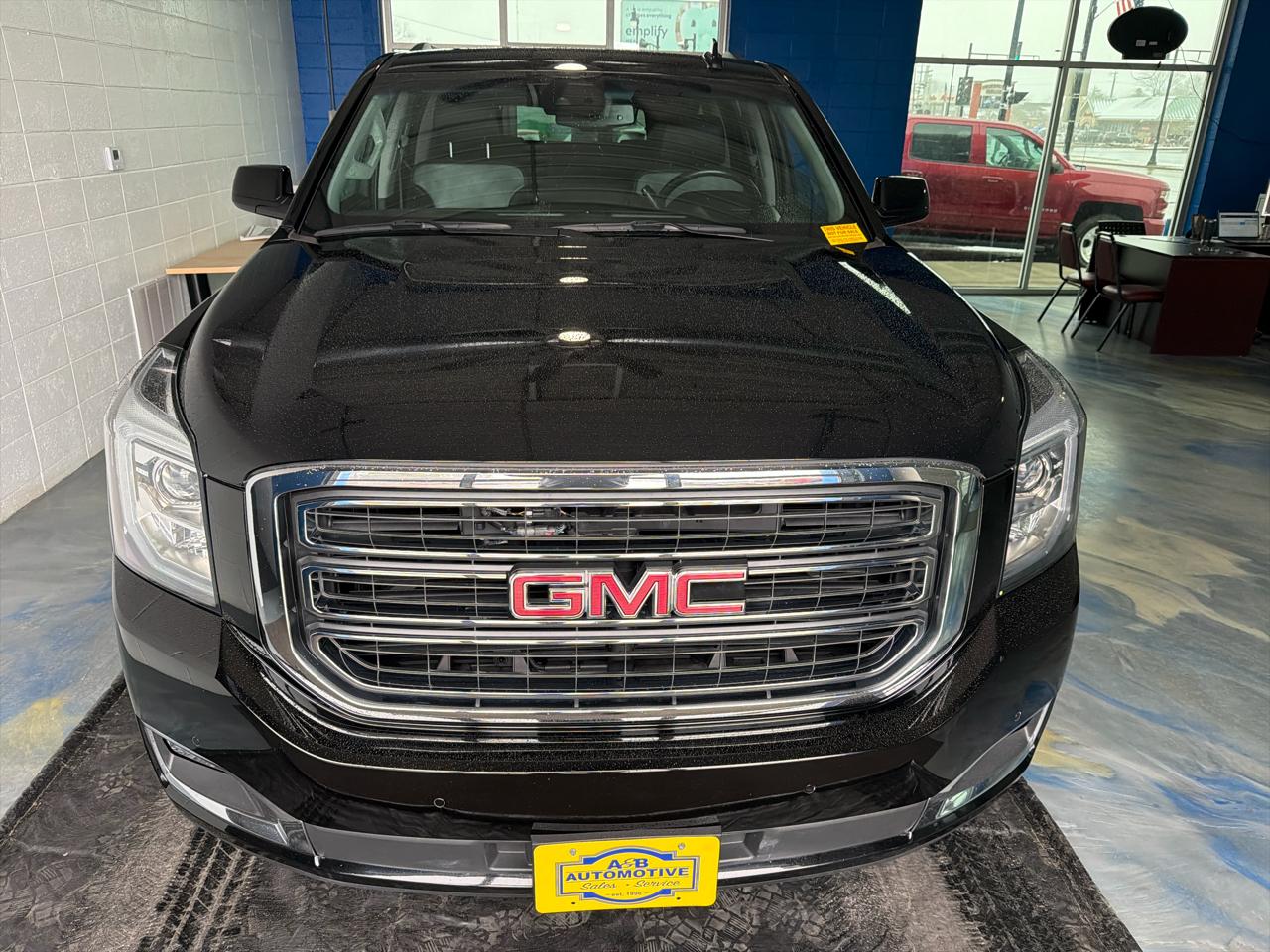 GMC Yukon XL 4WD 4dr SLT 2018