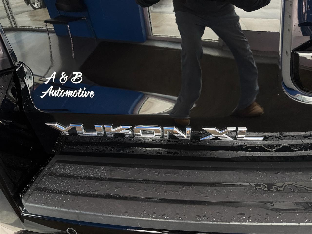 GMC Yukon XL 4WD 4dr SLT 2018