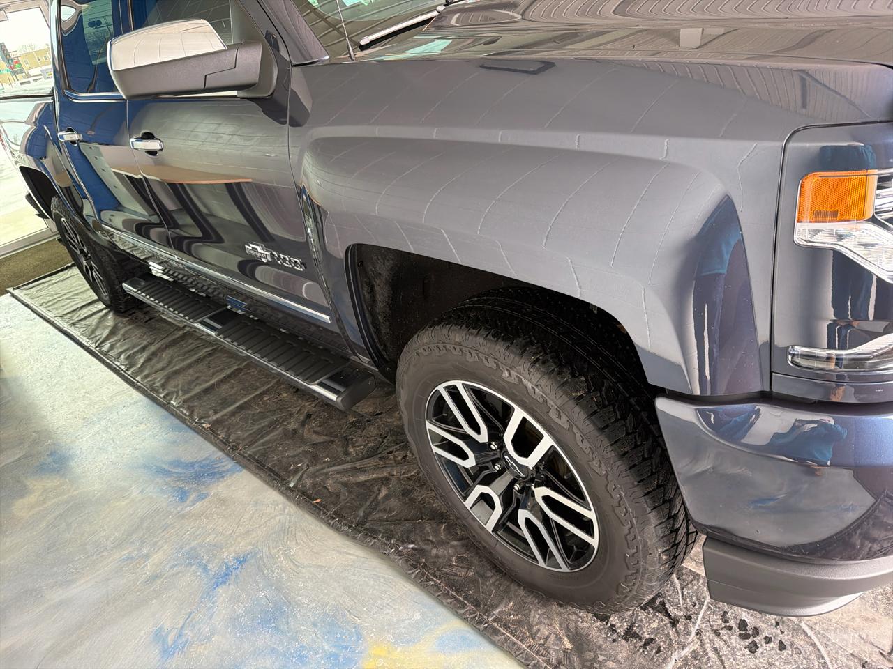 Chevrolet Silverado 1500 4WD Crew Cab 143.5" LTZ w/2LZ 2018